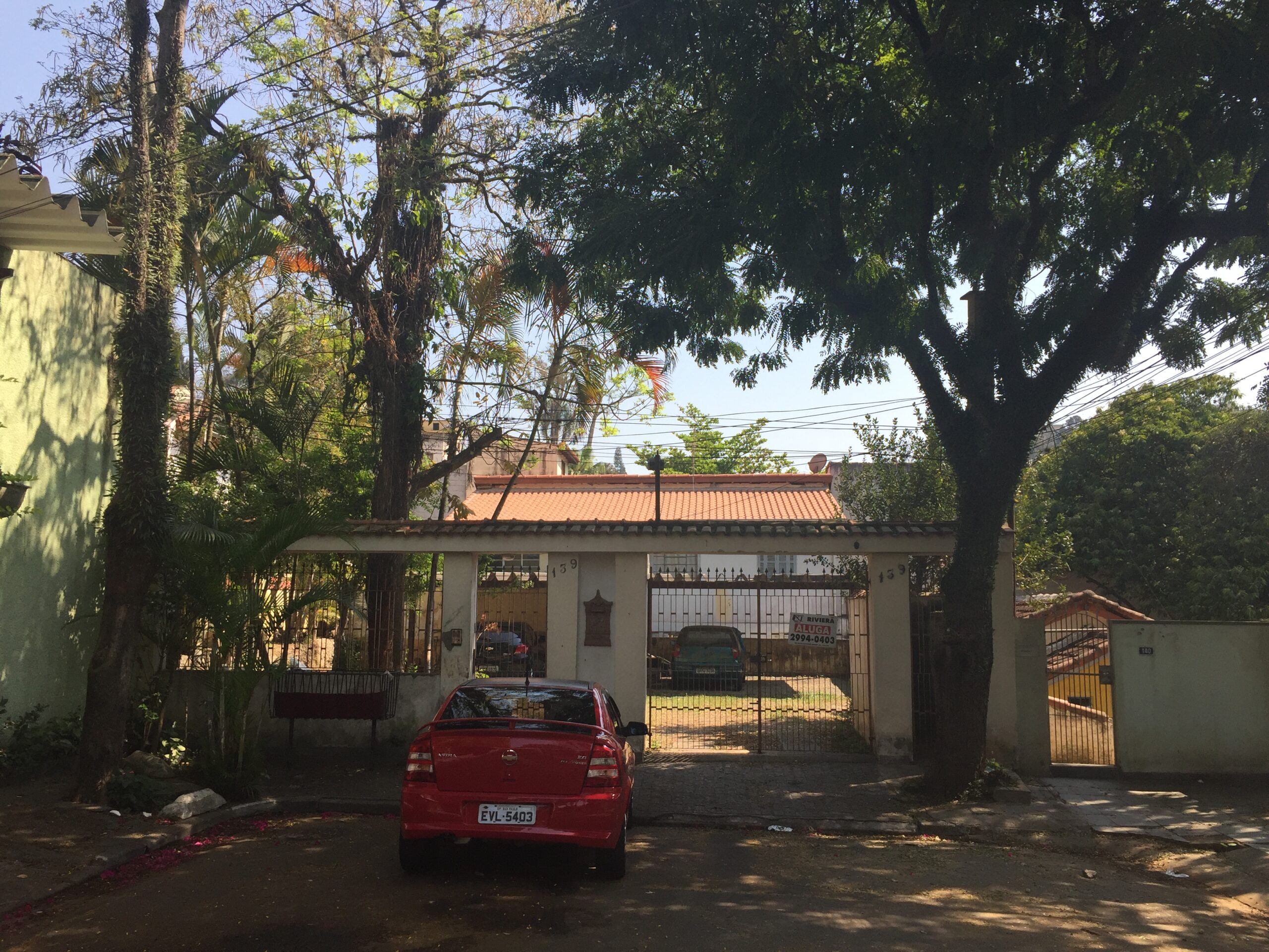 Casa para Locação – Condomínio Fechado -Vila Irmãos Arnoni